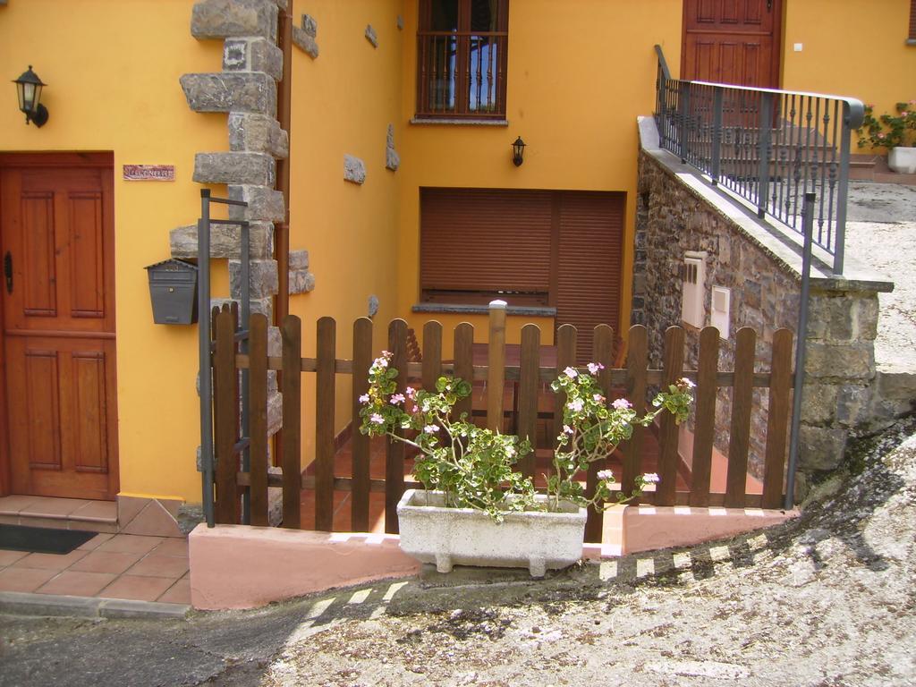 El Mirador De Valdedios " Casa Friera" Apartment Puelles Exterior photo